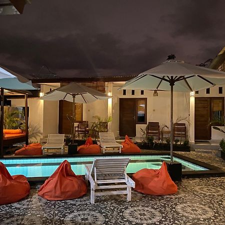 Hotel Cape Rose Gili Trawangan Exterior foto