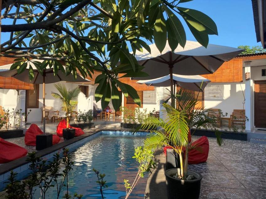 Hotel Cape Rose Gili Trawangan Exterior foto